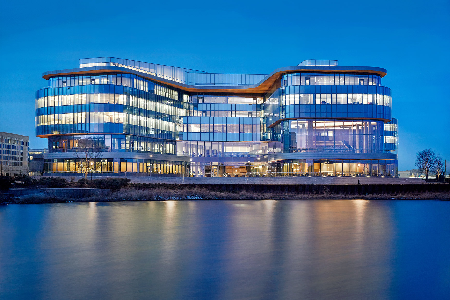 The Kellogg School Of Management Building At Northwestern University ...