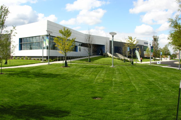 Harper College Health and Recreation Center (Building M)